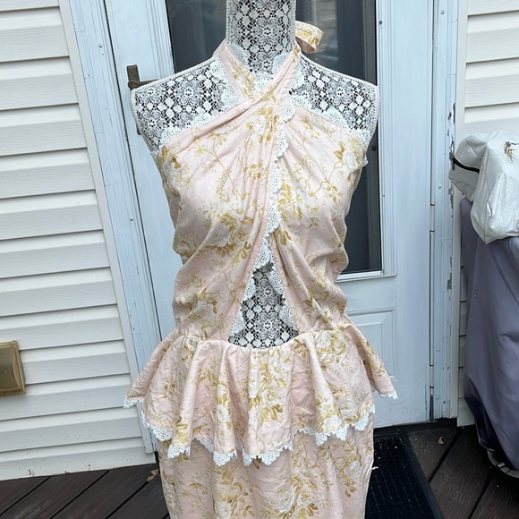 V CHAPMAN LADIES PINK FLOWERS LACE HALTER MIDI DRESS-12-WEDDING-PROM-GORGEOUS! - Picture 4 of 14